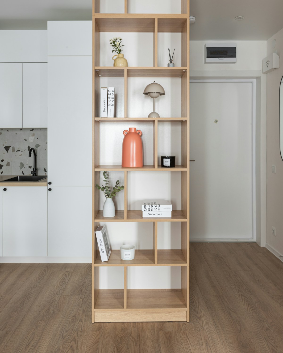 Ridge Oak Bookshelf