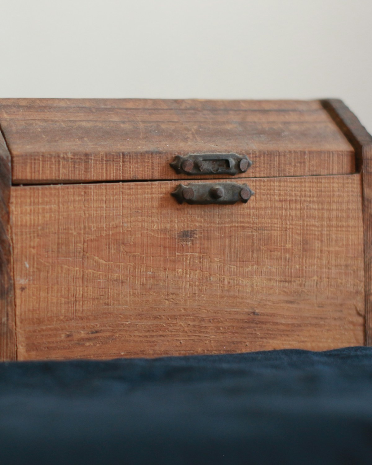 Cedar Storage Trunk